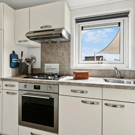 Dom wakacyjny 2 Bedroom Beautiful In