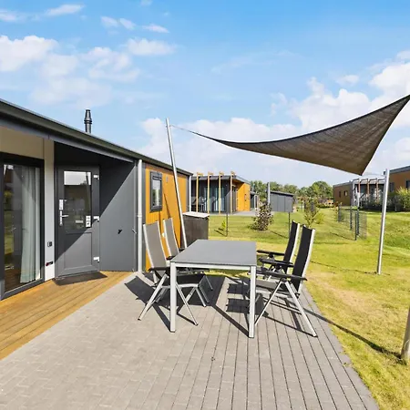 Dom wakacyjny 2 Bedroom Beautiful In *