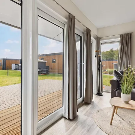 2 Bedroom Beautiful In Susel